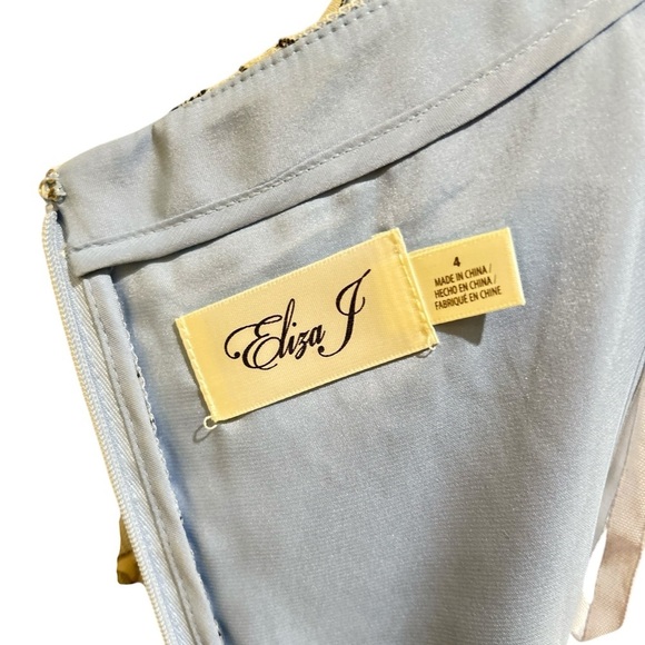 Eliza J Light Blue Floral 3/4 Sleeve fit & flare micro pleated waist Dress sz 4 - Picture 13 of 14